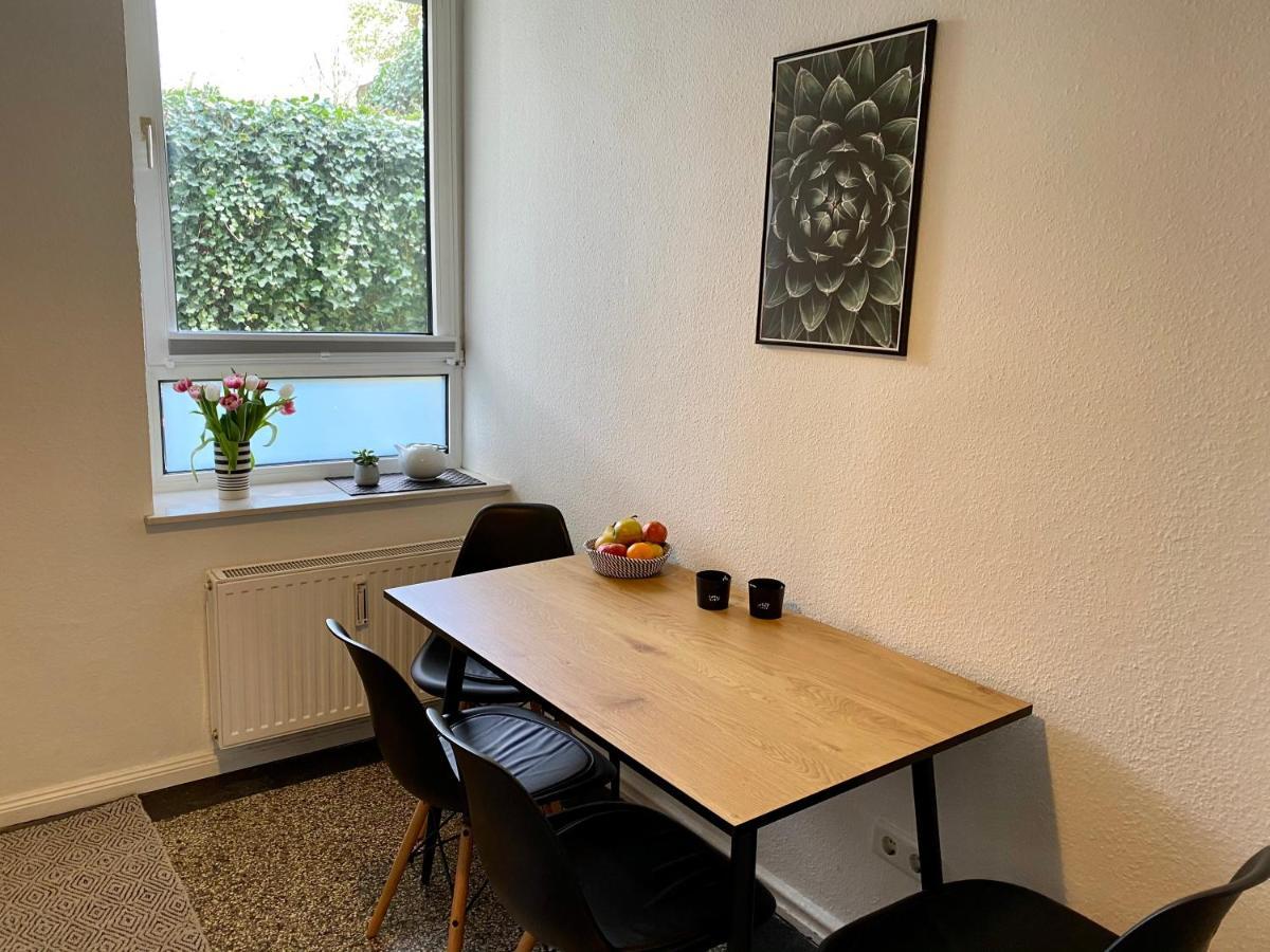 Zentrumsnahe Schoene Altbauwohnung Bis 4 Personen Flensburg Exterior foto